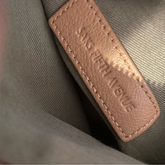 Saks Fifth Avenue Tan Vintage Leather Double Zip Crossbody Purse - Picture 4 of 9